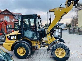 CAT 907H Iekrāvēji uz riteņiem