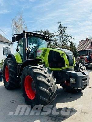 CLAAS AXION 840 Traktori