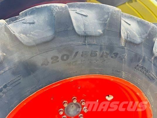 CLAAS CELTIS 446 RX Traktori