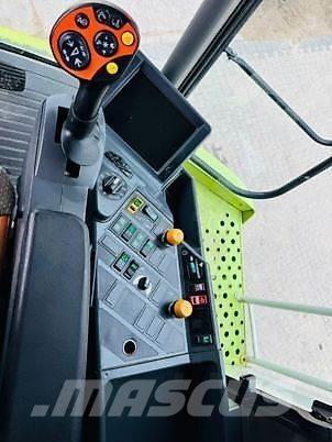 CLAAS LEXION 550 Ražas novākšanas kombaini
