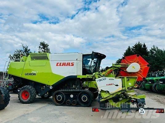 CLAAS LEXION 750 Ražas novākšanas kombaini