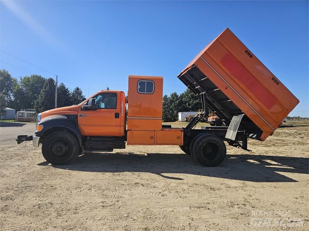 Ford F650 Koka skaidu vedēji
