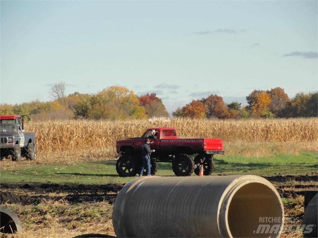 GMC K2500 Būvniecība- Citi