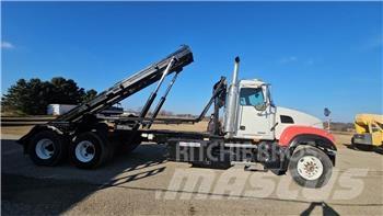 Mack CV713 Citi
