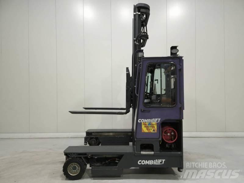 Combilift C4000 Četru virzienu krāvēji