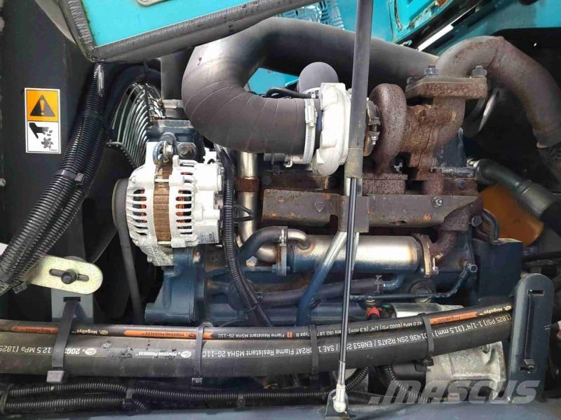 Combilift C6000 Četru virzienu krāvēji