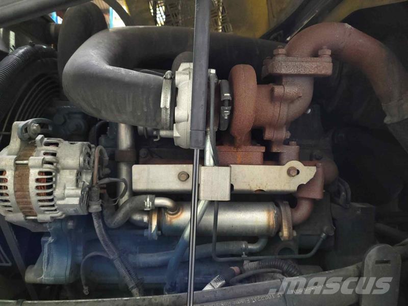 Combilift C7000 Četru virzienu krāvēji