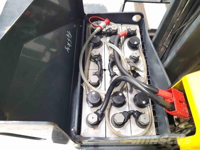 Combilift COMBI-WR4 Četru virzienu krāvēji