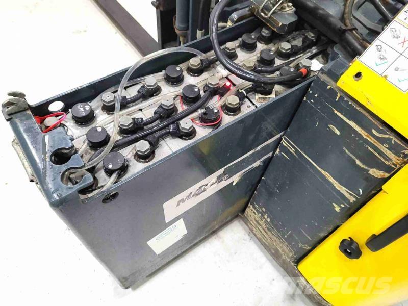 Combilift CS1500 Pašgājēji krautnētāji