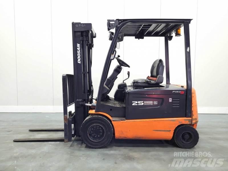 Doosan B25X-5 Elektriskie iekrāvēji