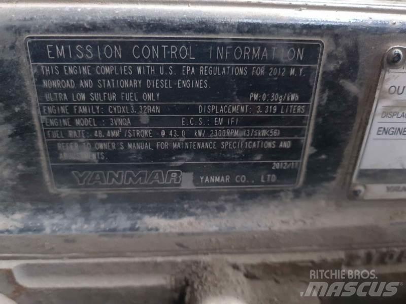 Doosan D30S-5 Tehnika ar dīzeļa dzinēju