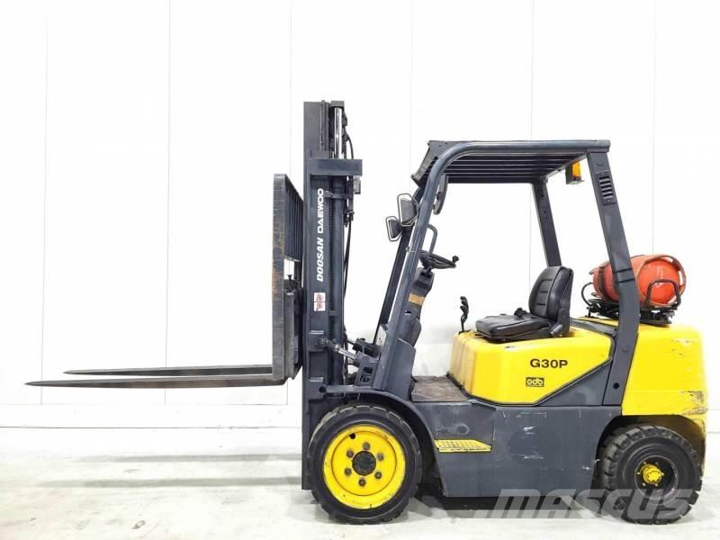 Doosan GP30-3 LPG tehnika