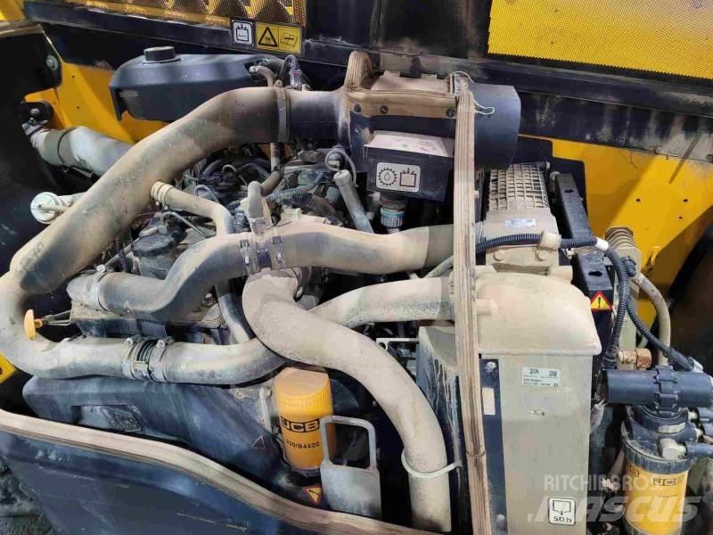 JCB 540-140 HIVIZ Teleskopiskie manipulatori