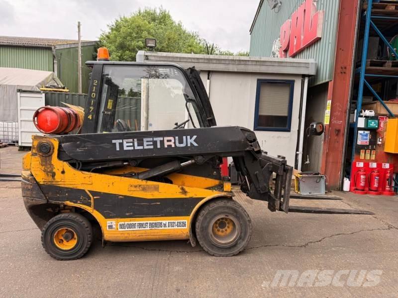 JCB TLT30G Teleskopiskie manipulatori