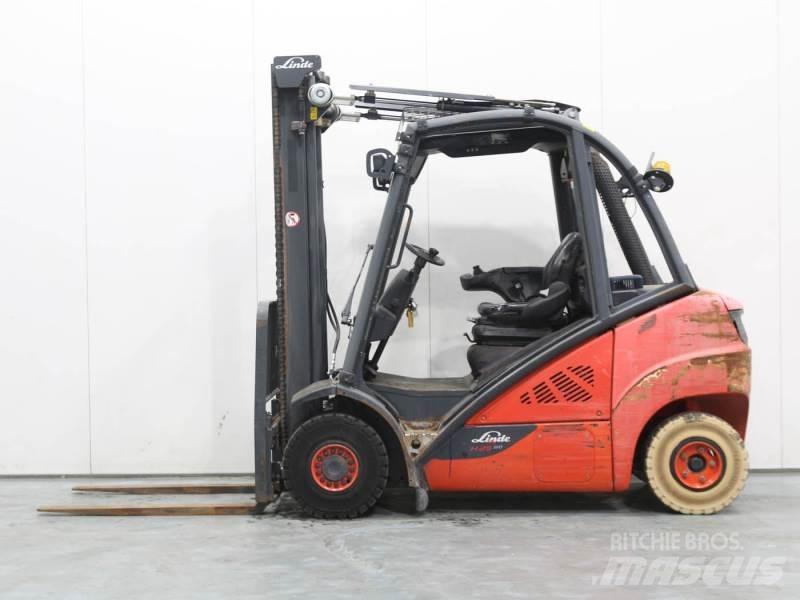 Linde H25D 392 Tehnika ar dīzeļa dzinēju