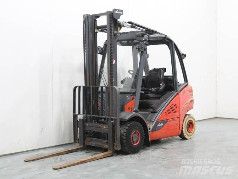 Linde H25D 392 Tehnika ar dīzeļa dzinēju