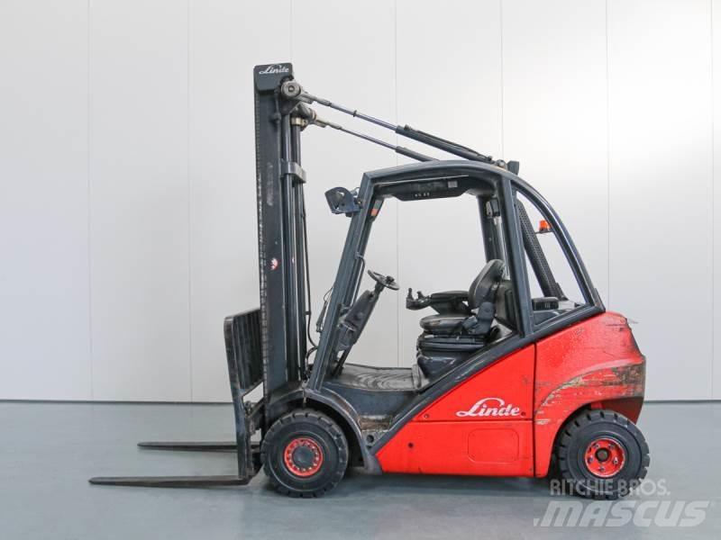 Linde H25D 392 Tehnika ar dīzeļa dzinēju