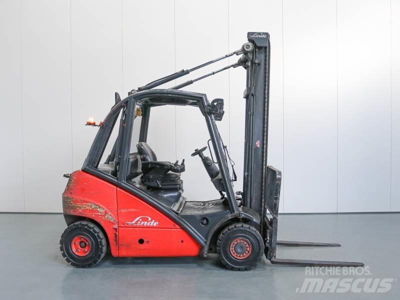 Linde H25D 392 Tehnika ar dīzeļa dzinēju