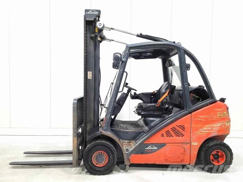 Linde H25T-02 LPG tehnika