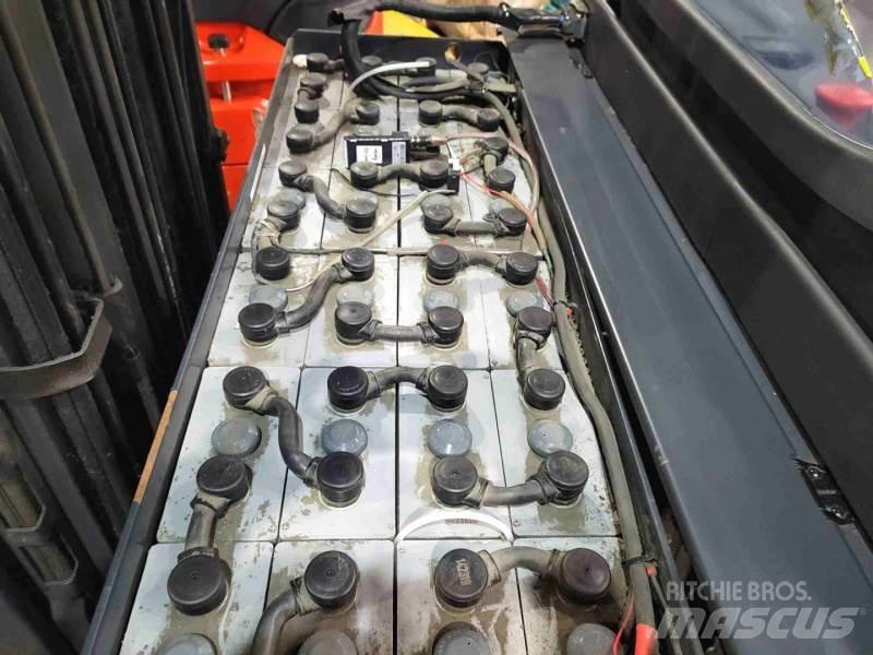 Linde R14-01 Lielaugstuma pārvadātājs