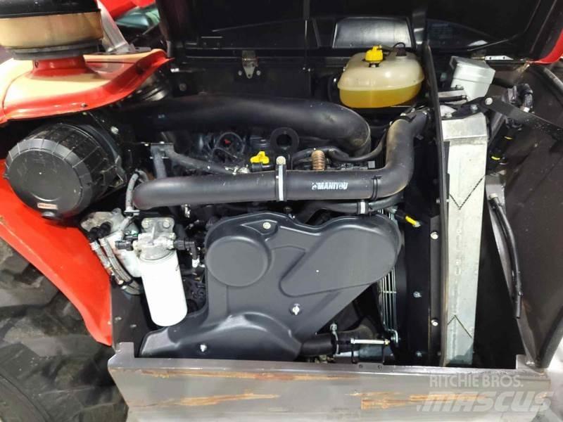 Manitou MT932 Teleskopiskie manipulatori