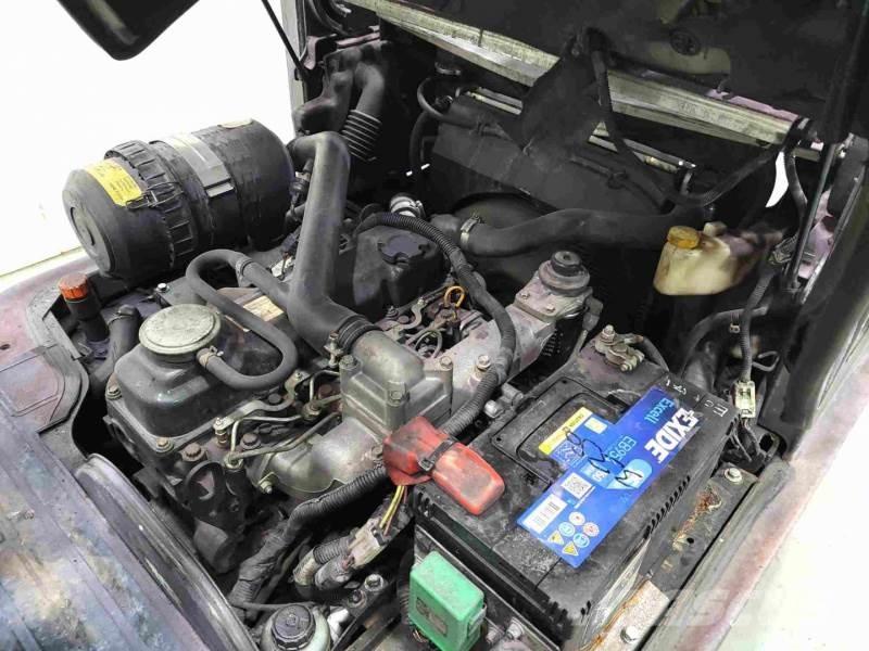 Nissan FD02A20 Tehnika ar dīzeļa dzinēju