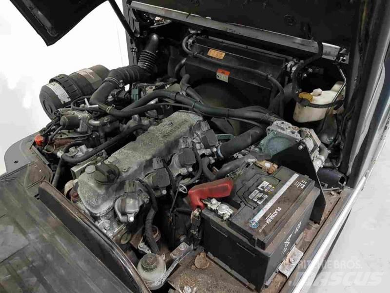 Nissan P1D1A18LQ LPG tehnika