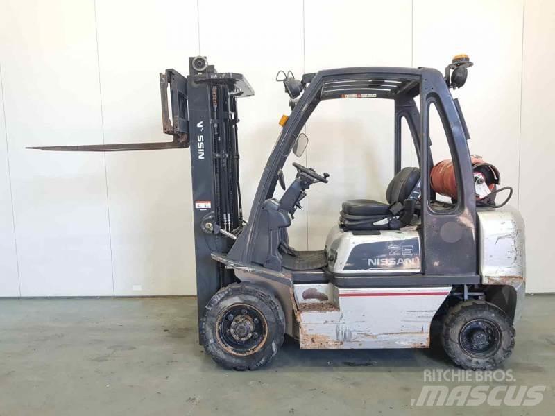 Nissan U1D272520 LPG tehnika