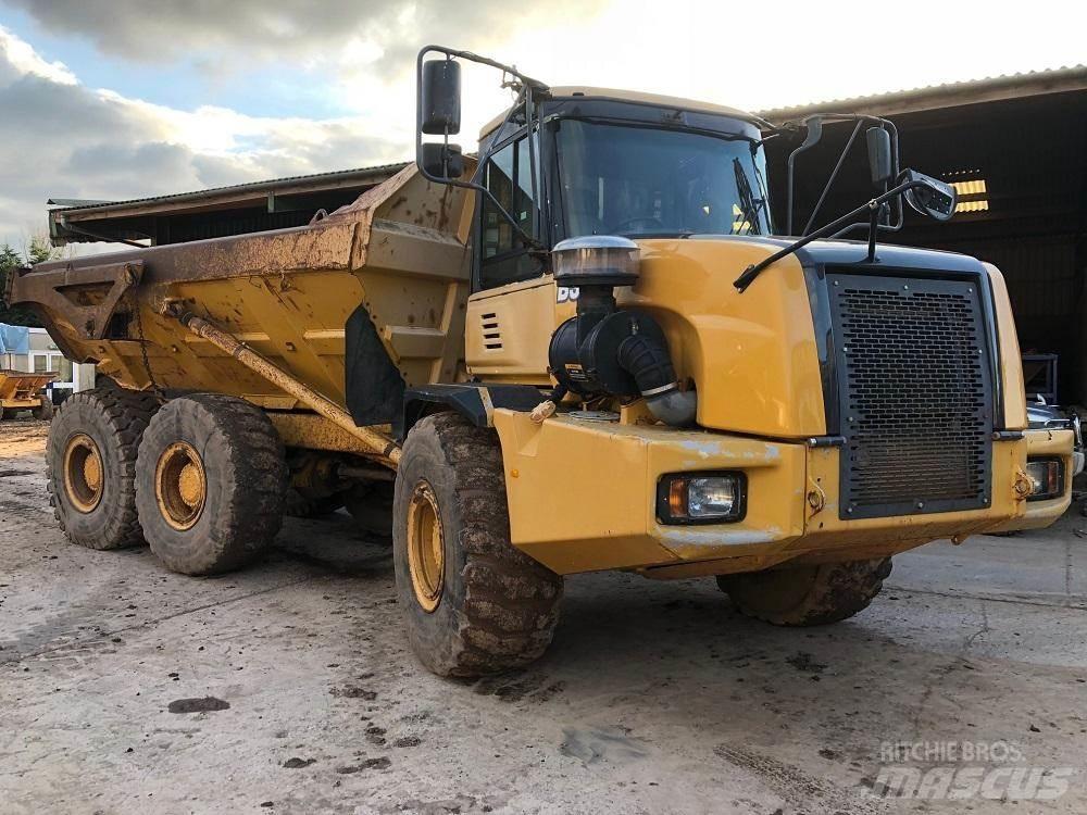 Bell D30D Karjeras kravas automašīnas