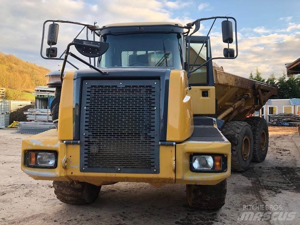 Bell D30D Karjeras kravas automašīnas