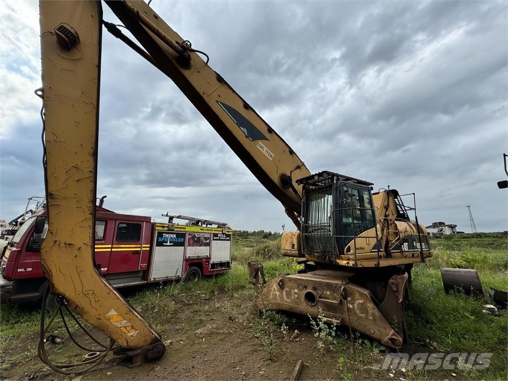 CAT M325D Teleskopiskie manipulatori