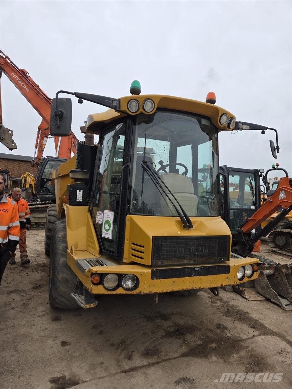 Hydrema 912F Artikulētie pašizgāzēji