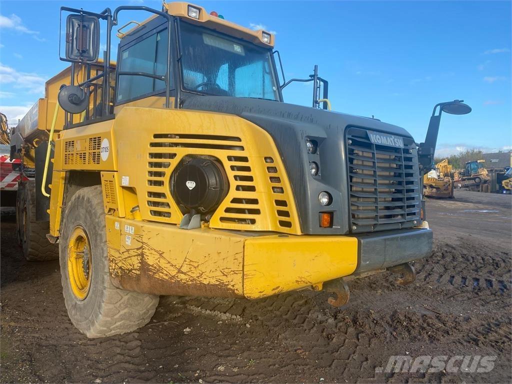 Komatsu HM300-5 Artikulētie pašizgāzēji