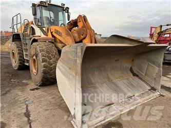 Liebherr L586 Iekrāvēji uz riteņiem