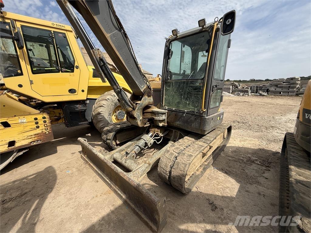 Volvo ECR88D Kāpurķēžu ekskavatori