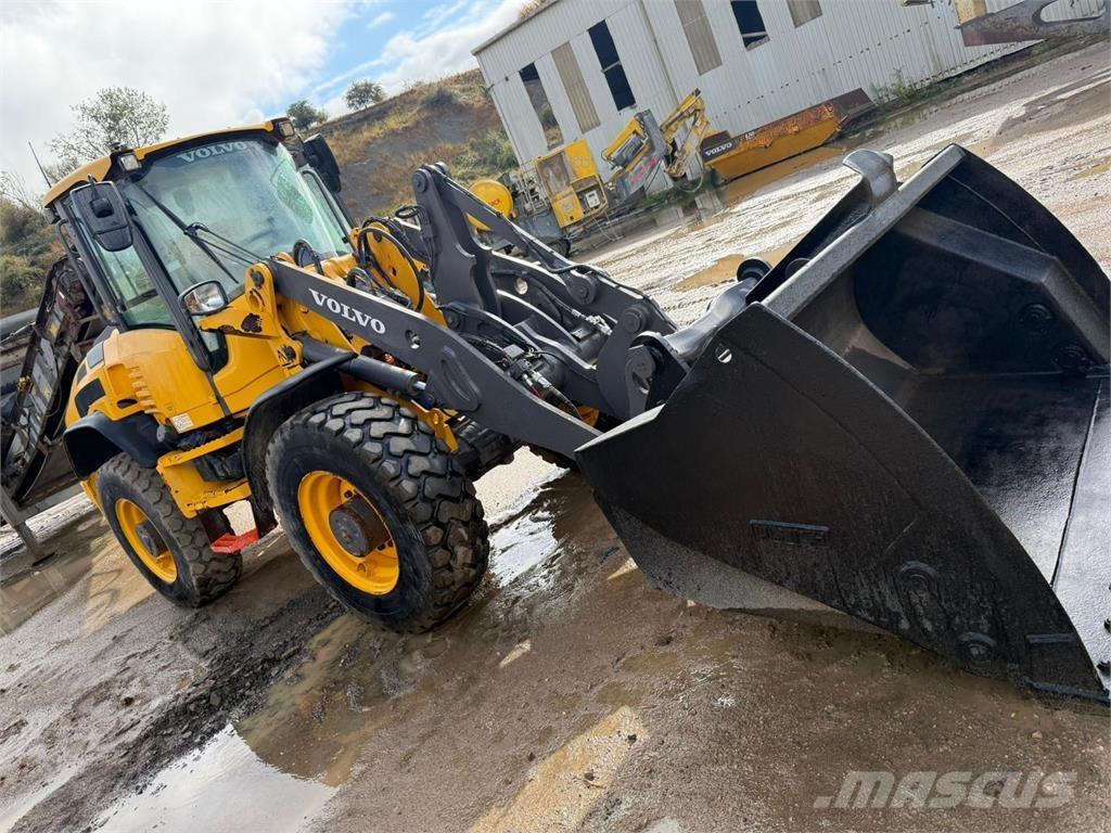 Volvo L45H Iekrāvēji uz riteņiem