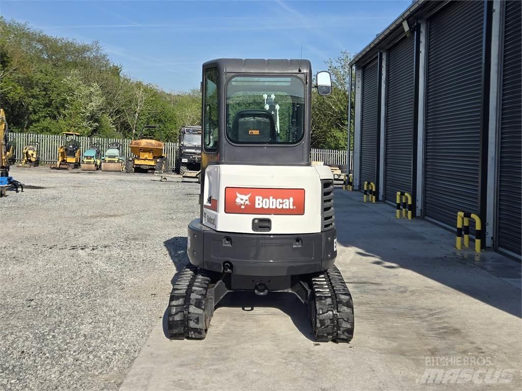 Bobcat E26 Mini ekskavatori < 7 t