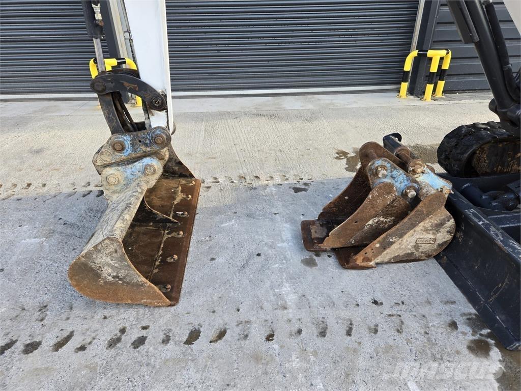 Bobcat E27 Mini ekskavatori < 7 t