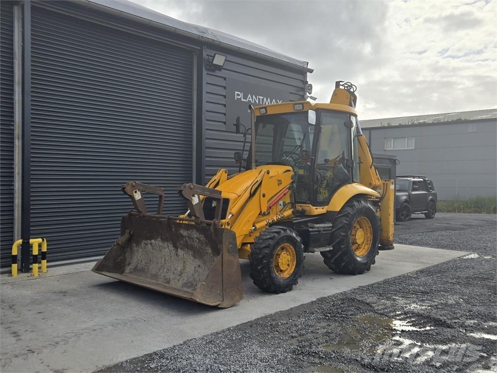 JCB 3CX Ekskavatori-iekrāvēji