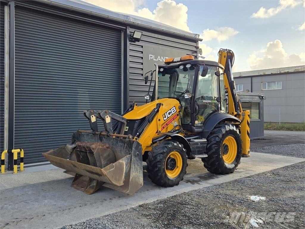JCB 3CX Ekskavatori-iekrāvēji