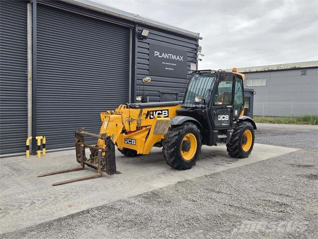 JCB 535-140 Teleskopiskie manipulatori