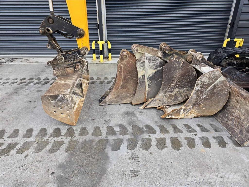 JCB 86C-1 Vidēja lieluma ekskavatori 7 t - 12 t