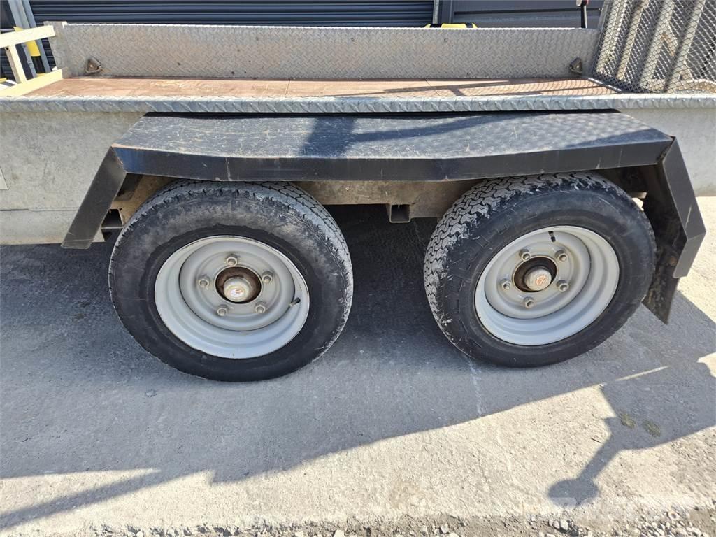   Auto pārvadāšanas treileri