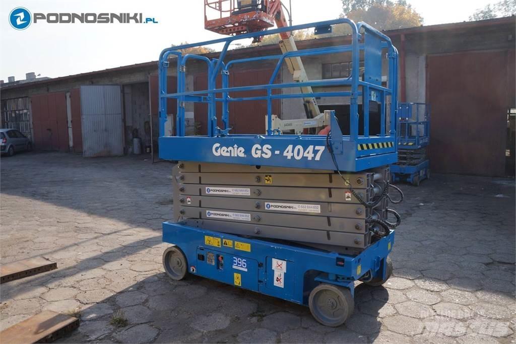 Genie 4047 Šķerveida pacēlāji