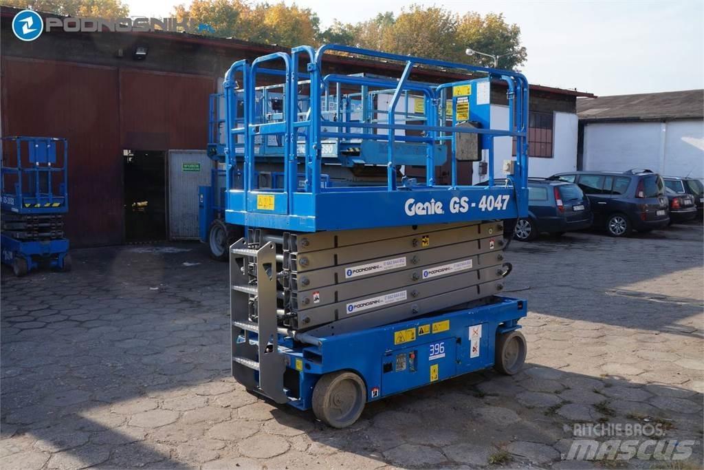 Genie 4047 Šķerveida pacēlāji