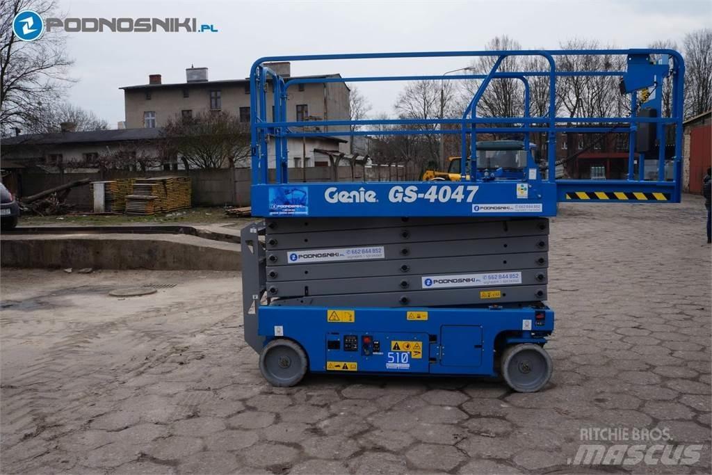 Genie 4047 Šķerveida pacēlāji