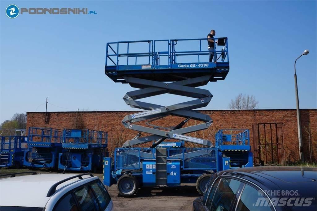 Genie 4390 Šķerveida pacēlāji