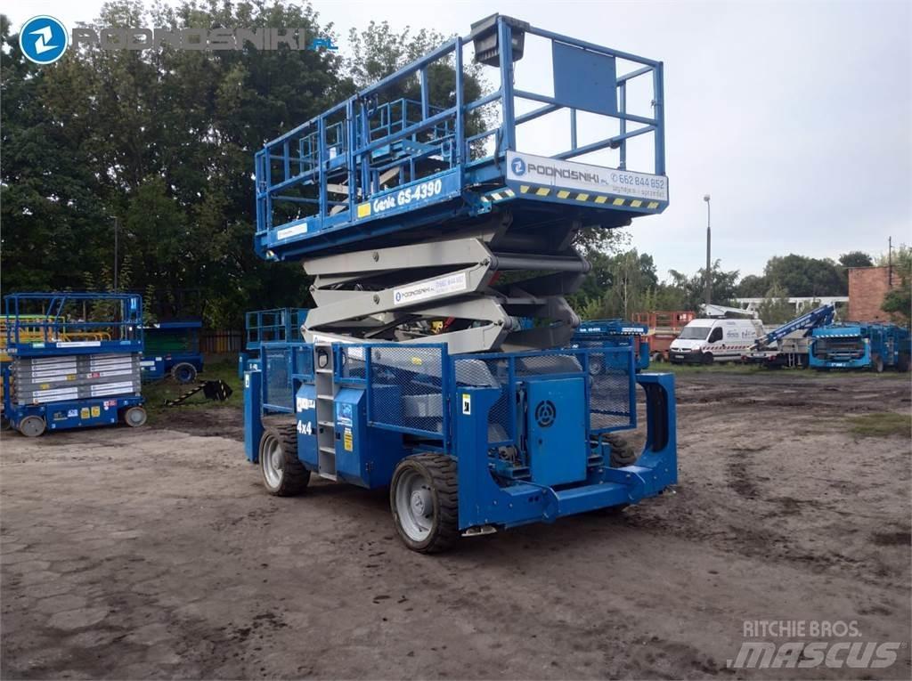 Genie 4390 Šķerveida pacēlāji