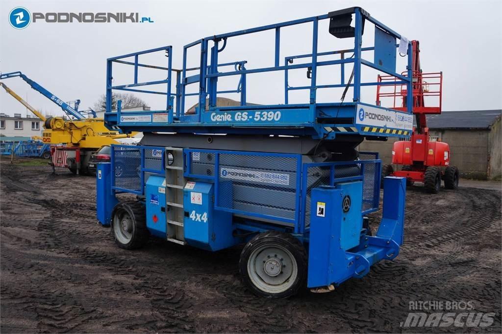 Genie 5390 Šķerveida pacēlāji