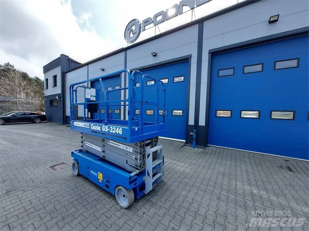 Genie GS-3246 Šķerveida pacēlāji